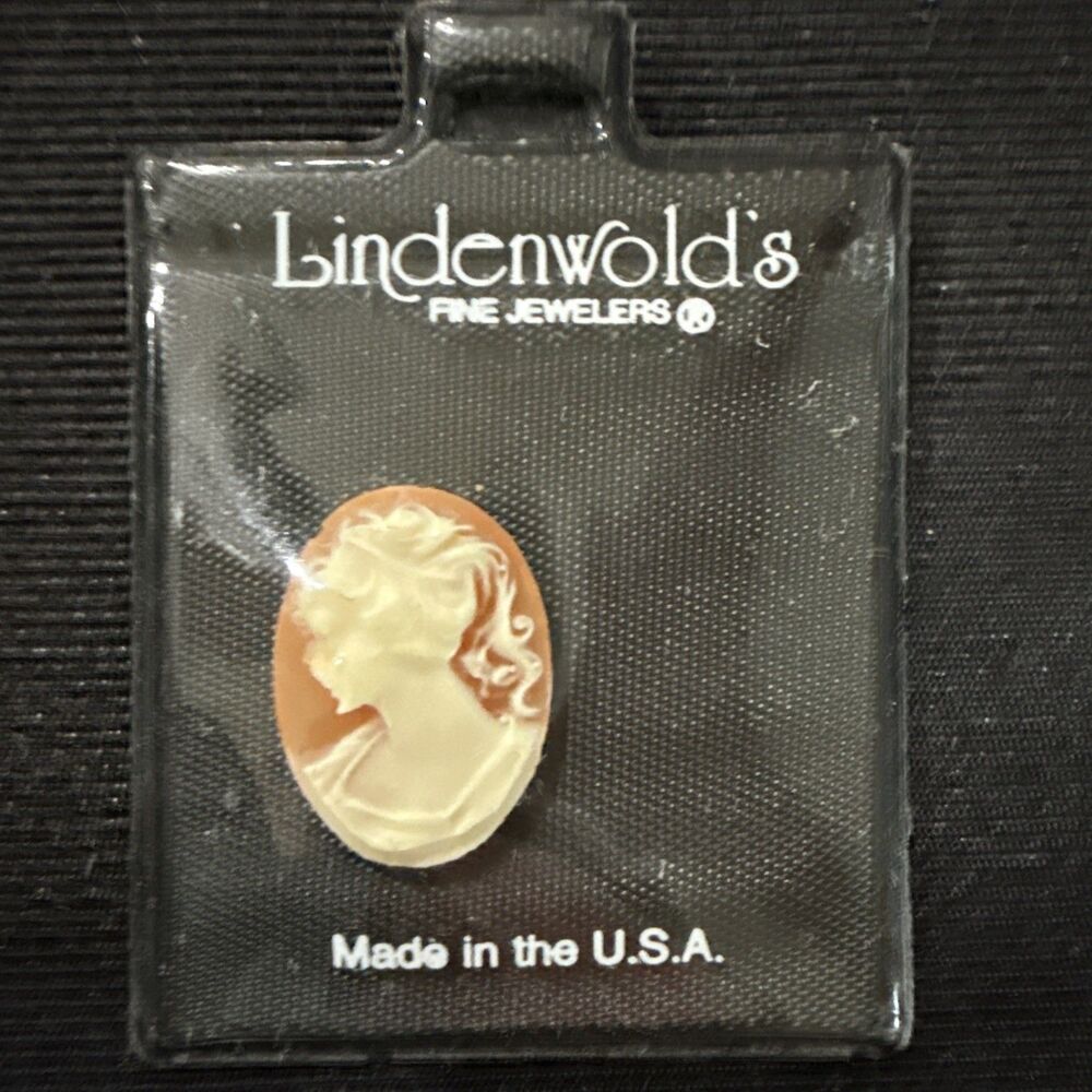 Vintage Lindenwolds Small Cameo Unmounted Made in the USA